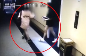 女子酒店驚魂，凌晨陌生男子現(xiàn)身床前