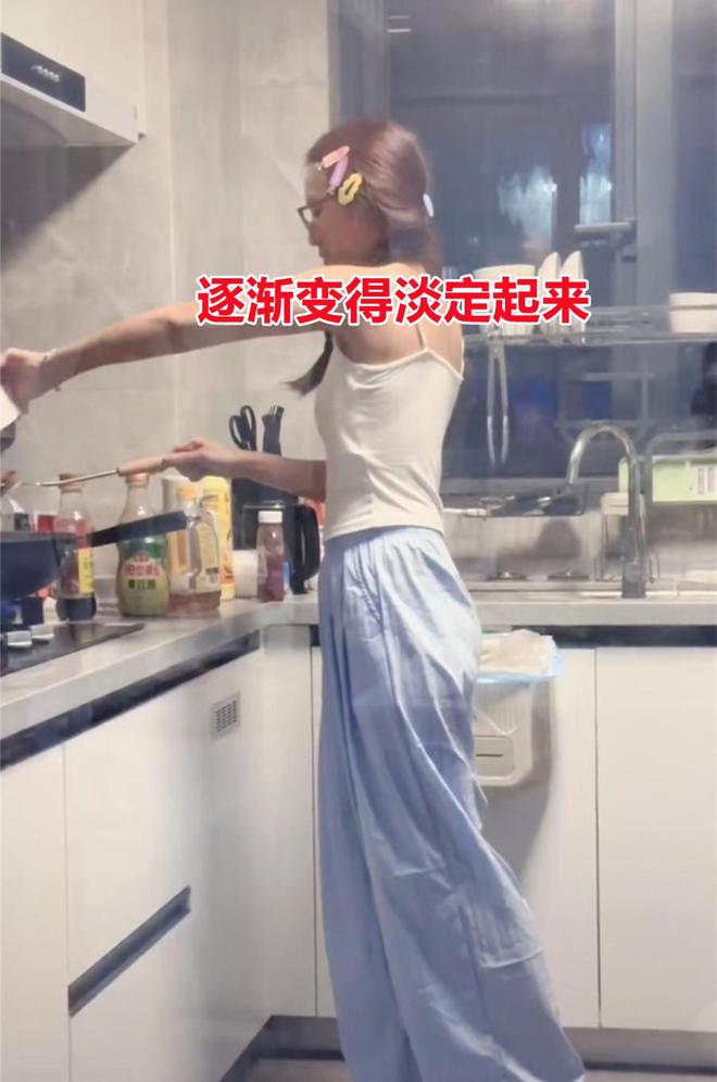 澳門神算子精準(zhǔn)免費(fèi)資料,女子發(fā)現(xiàn)合租男室友偷拍