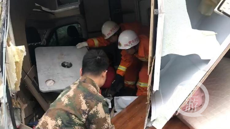觀者如山正確答案生肖2025,《漂白》真敢拍 馬桶沖出20斤人體組織實(shí)地方案驗(yàn)證_Harmony款14.63.65
