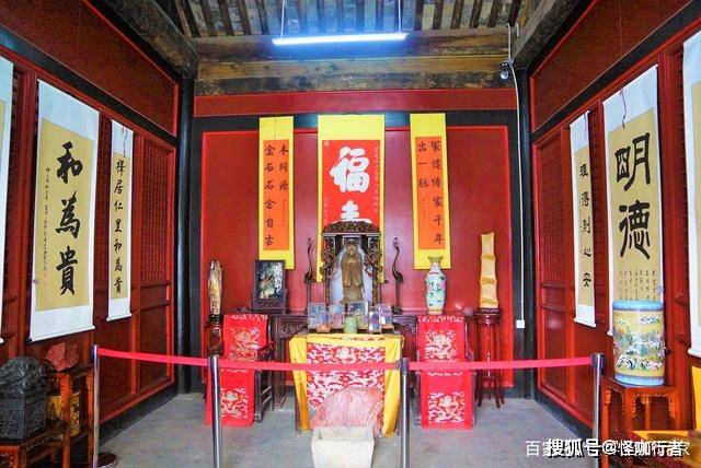 新澳門200期資料,“天下第一財(cái)神廟”凌晨擠滿游客實(shí)地解答解釋定義_戰(zhàn)略版27.97.81